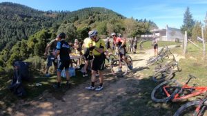 avituallamiento pedales de hierro